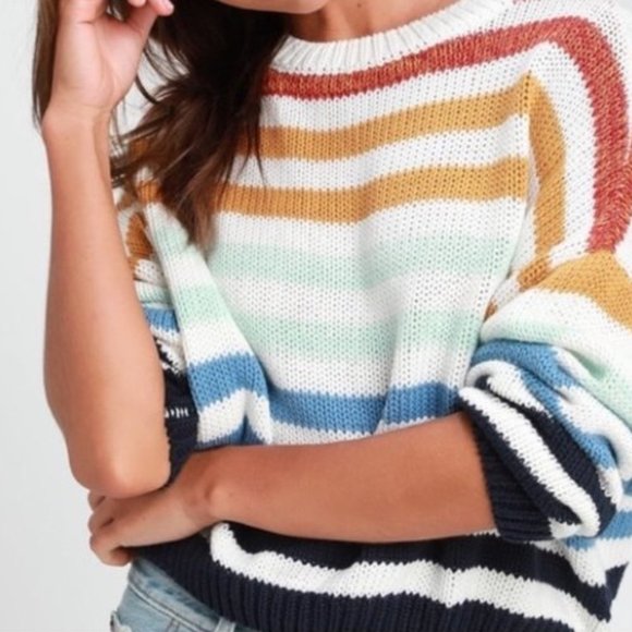 Francesca's Collections Sweaters - NWOT Francesca's Rainbow Knit Crop Sweater Small